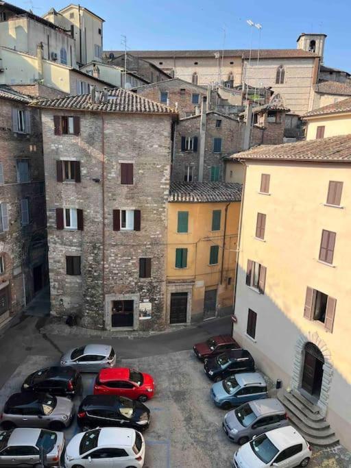 Apartament L'Attico Del 1600 In Centro Perugia Zewnętrze zdjęcie