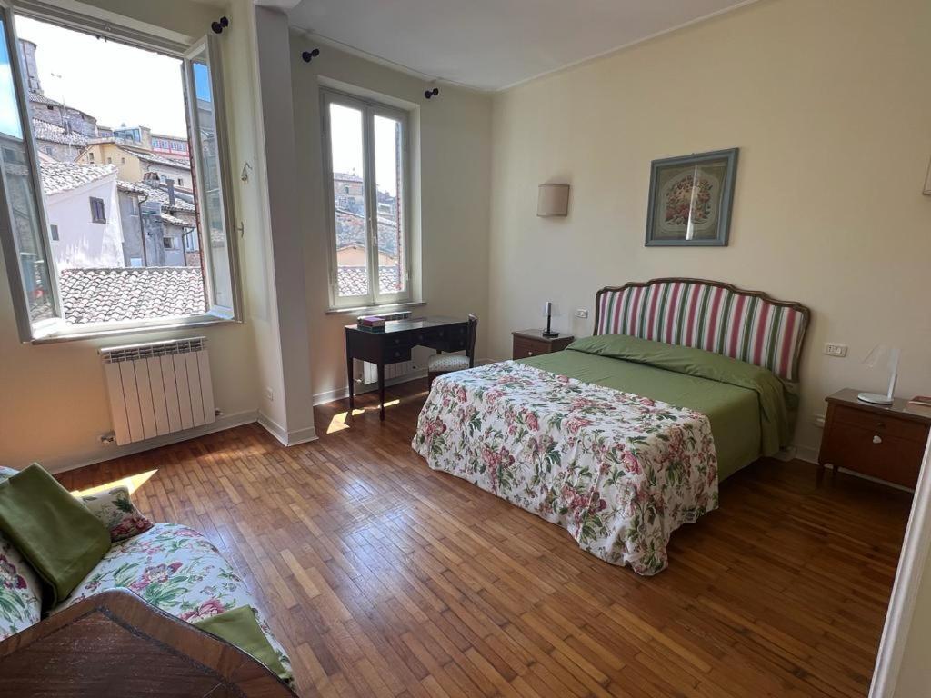 Apartament L'Attico Del 1600 In Centro Perugia Zewnętrze zdjęcie